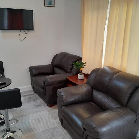 Nd'S Apartment Phibblestown Dış mekan fotoğraf